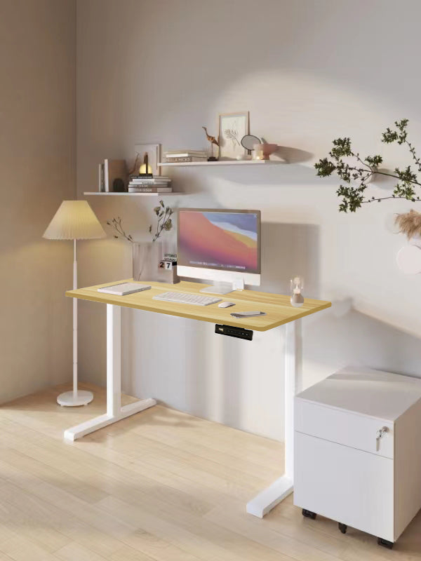 An ergonomic workspace that adapts to you, not the other way around.