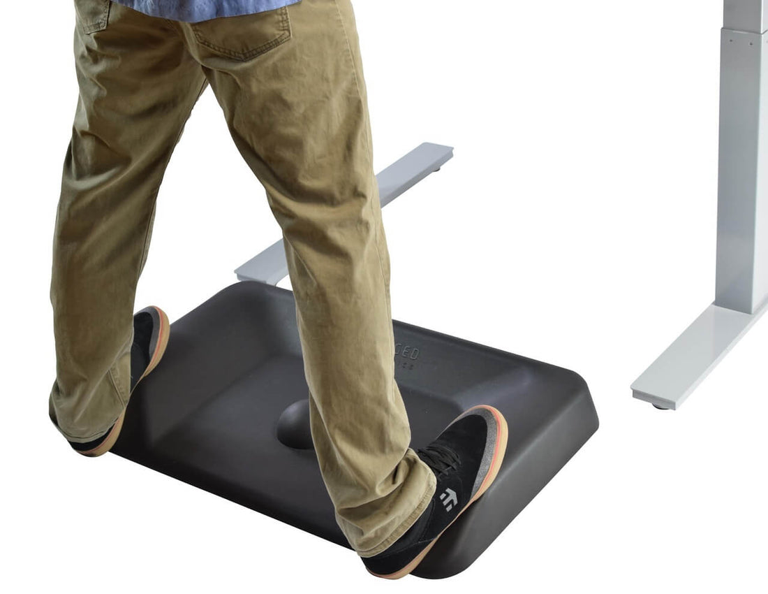 Why You Should Use a Contoured Standing Desk Mat at Your Workspace