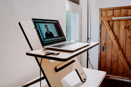 Experts Tips on How to Choose an Adjustable Standing Desk