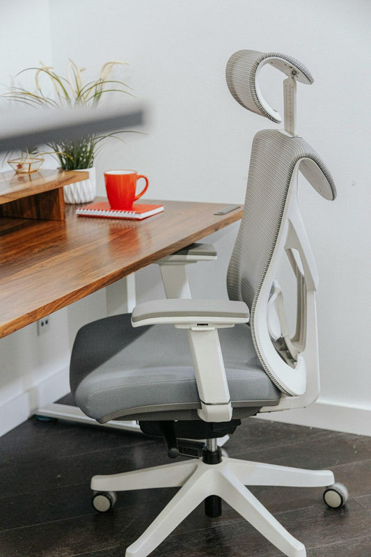 Revolutionize Workflow Efficiency with an Ergonomic Swivel Chair