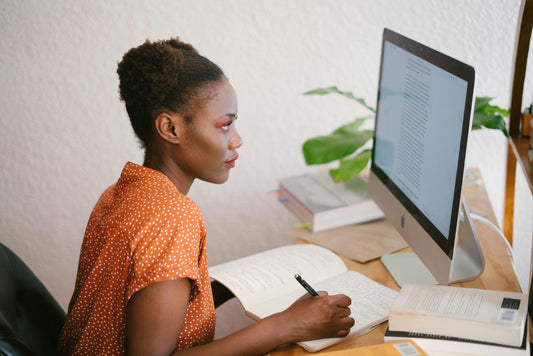 Master Optimal Desk Posture for Comfort and Productivity